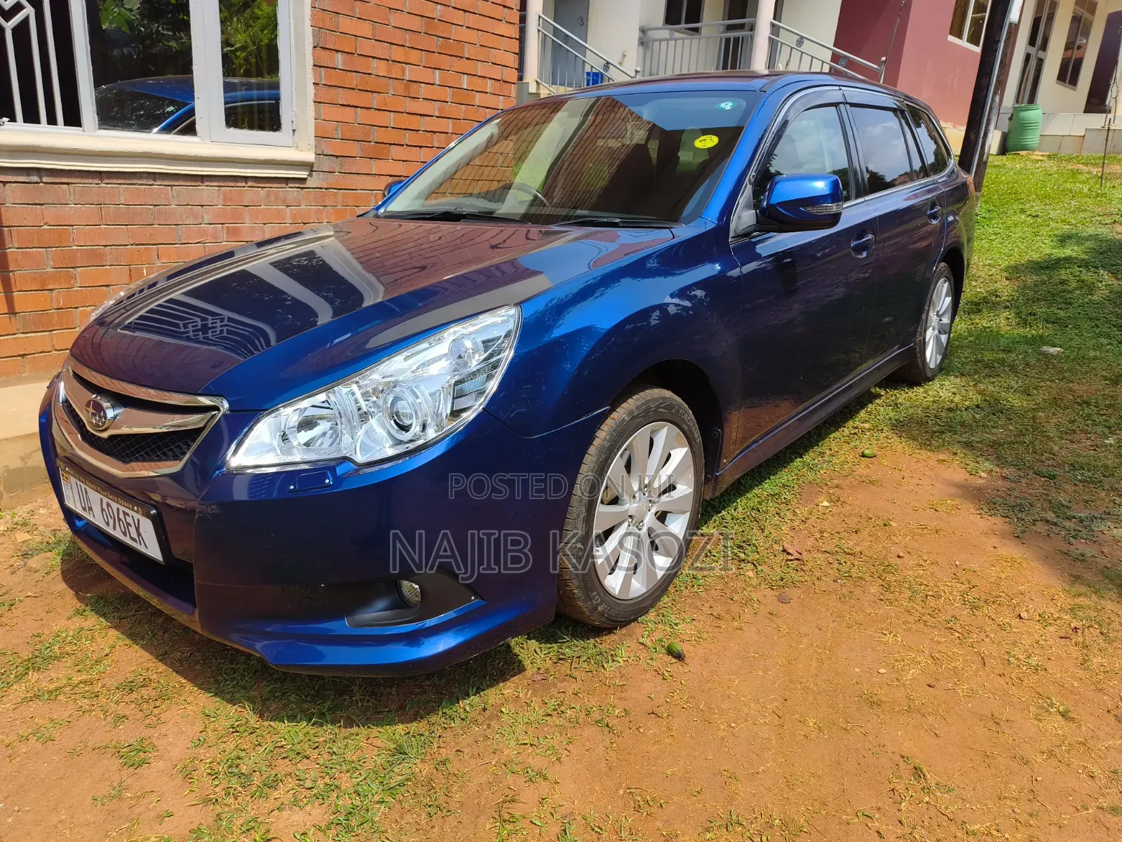 Subaru Legacy 2011 Blue