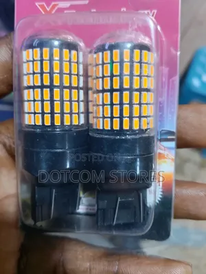 Dual Color Switchback LED White Amber Bulbs