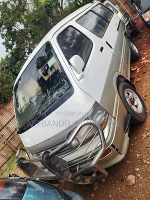 Toyota HiAce 1999 White