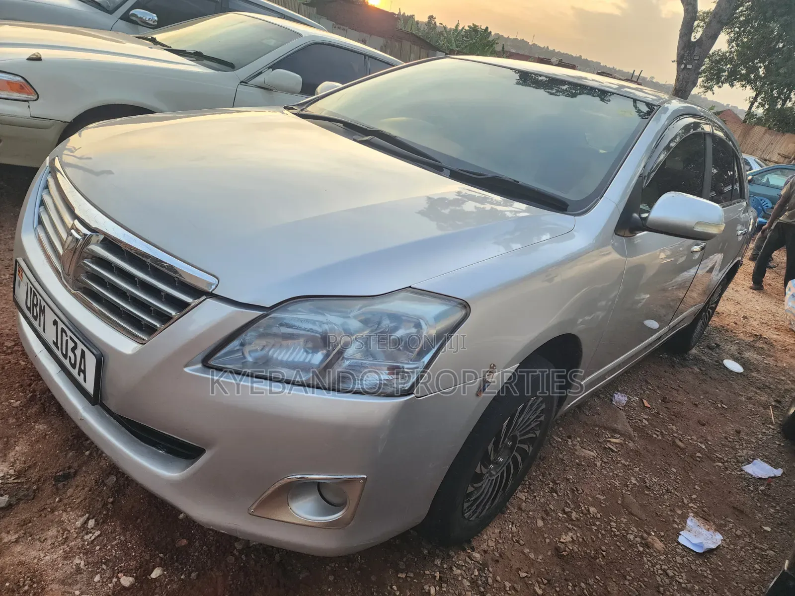 Toyota Premio 2011 Silver
