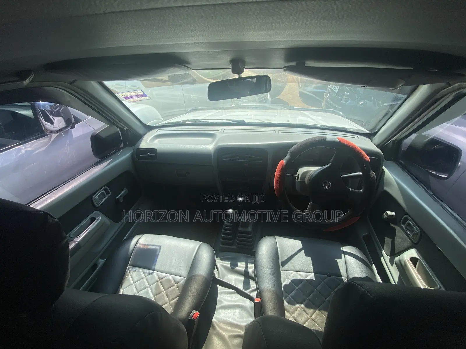 Nissan Hardbody 2008 White