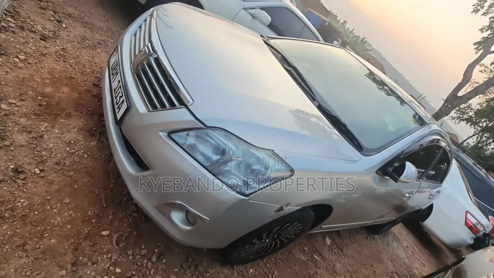 Toyota Premio 2011 Silver
