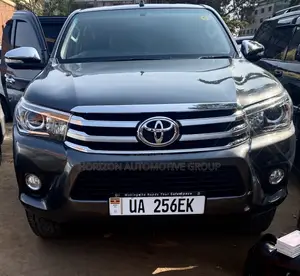Toyota Hilux SR5 4x4 2018 Black