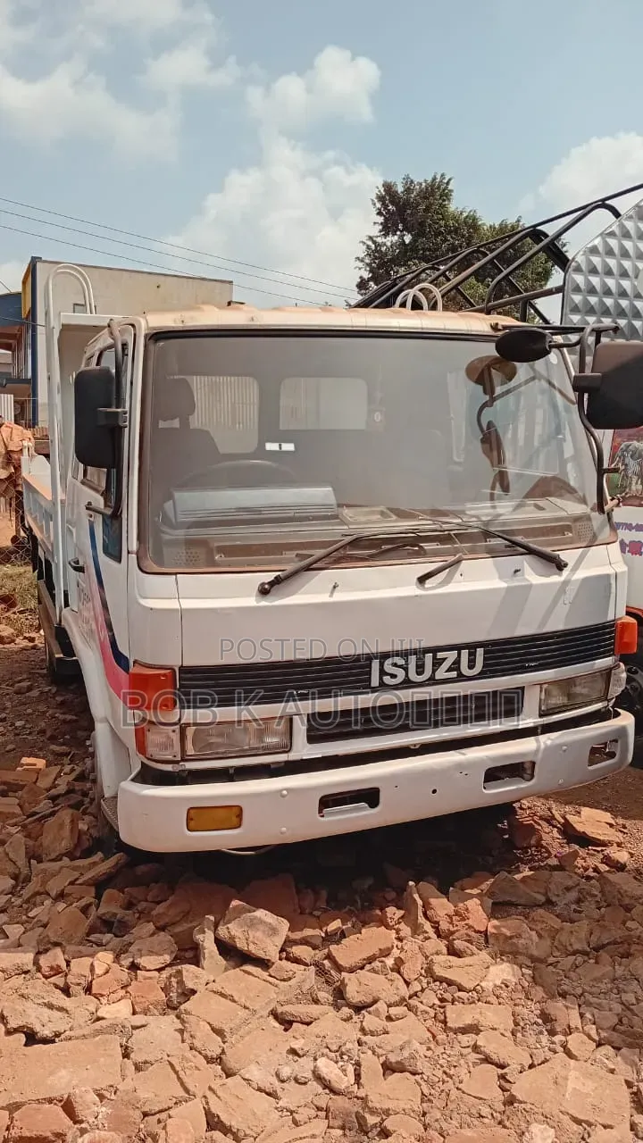 Isuzu Forward