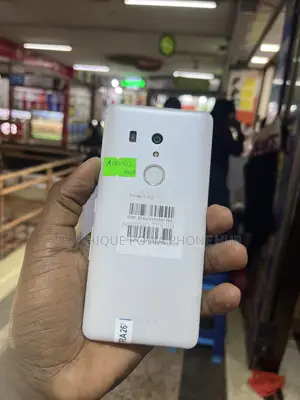 Fujitsu Arrow Be3 F-02L 32 GB White
