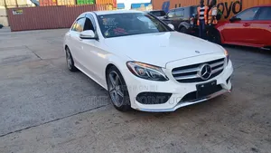 Mercedes-Benz C200 2016 Pearl