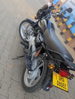 Bajaj Boxer 125 2025 Red