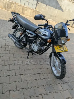 Bajaj Boxer 125 2025 Red