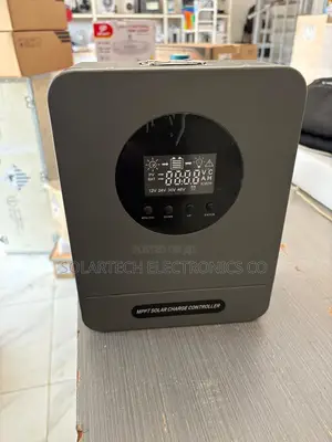 Professional MPPT 40A Solar Controller 12V 24V Auto Detect
