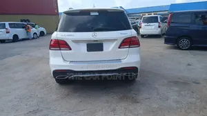 Mercedes-Benz GLE-Class 2017 White