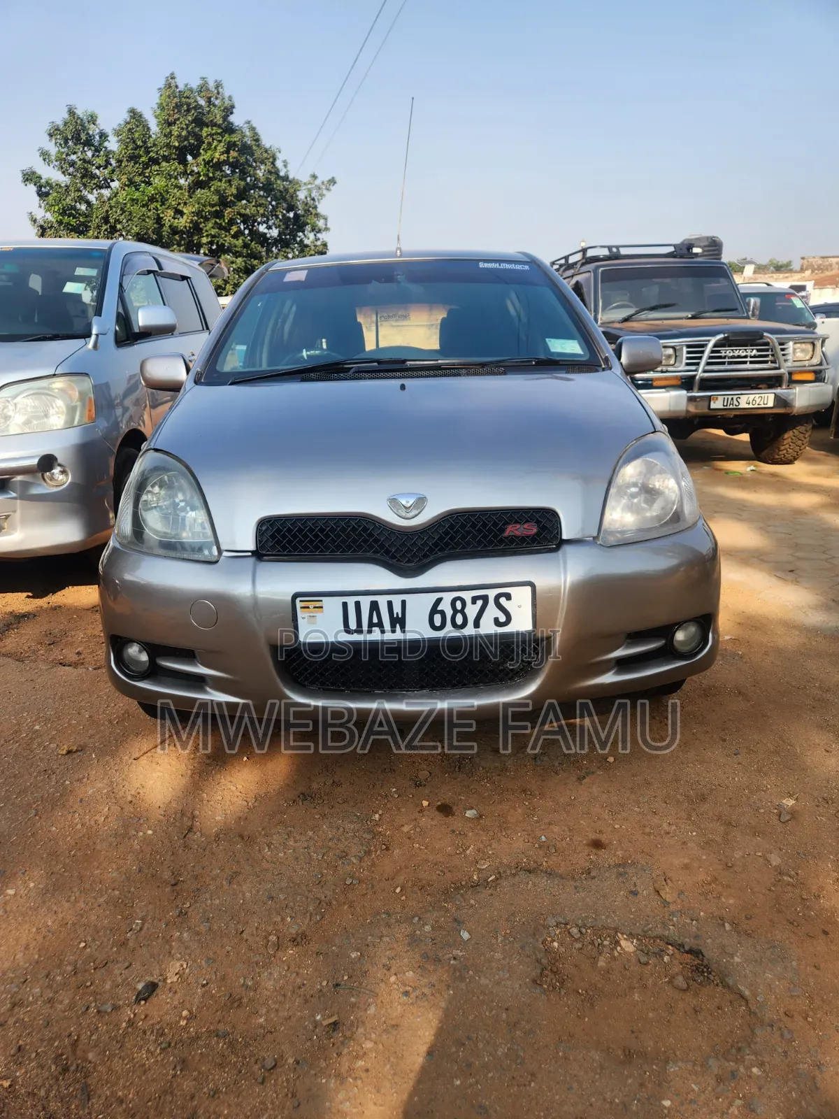 Toyota Vitz 2003 Silver
