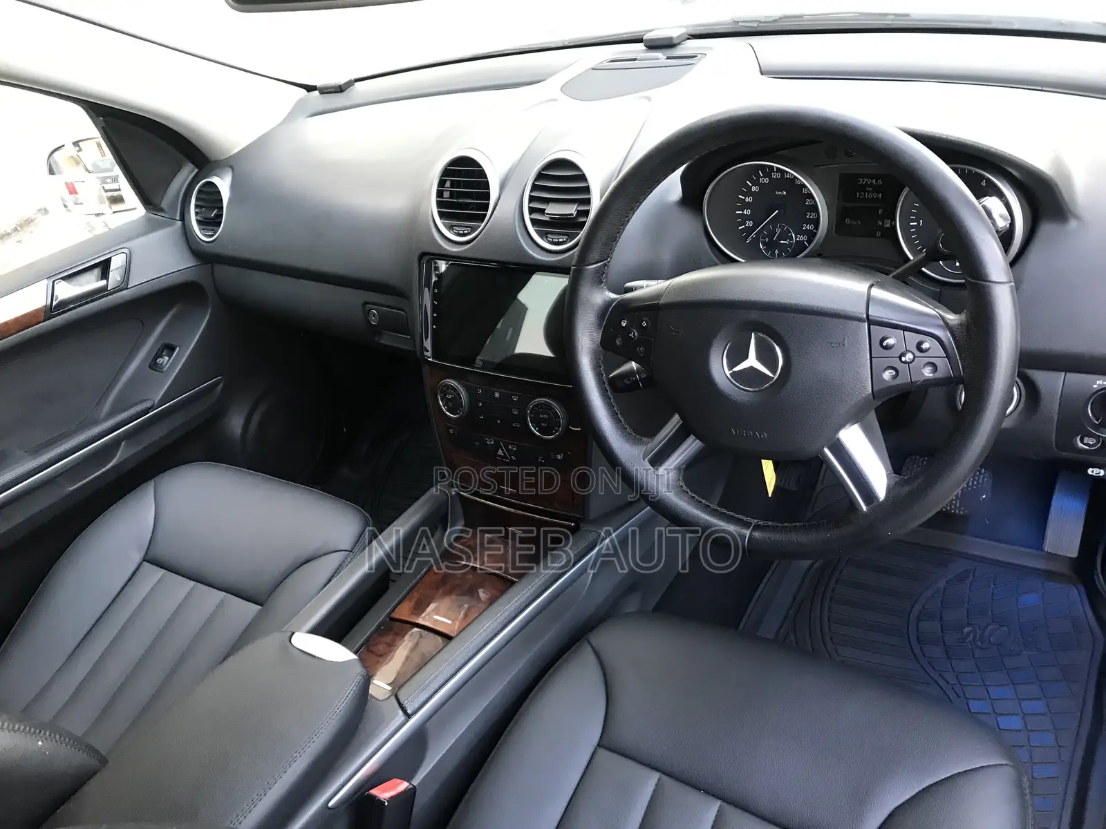 Mercedes-Benz M Class 2009 White