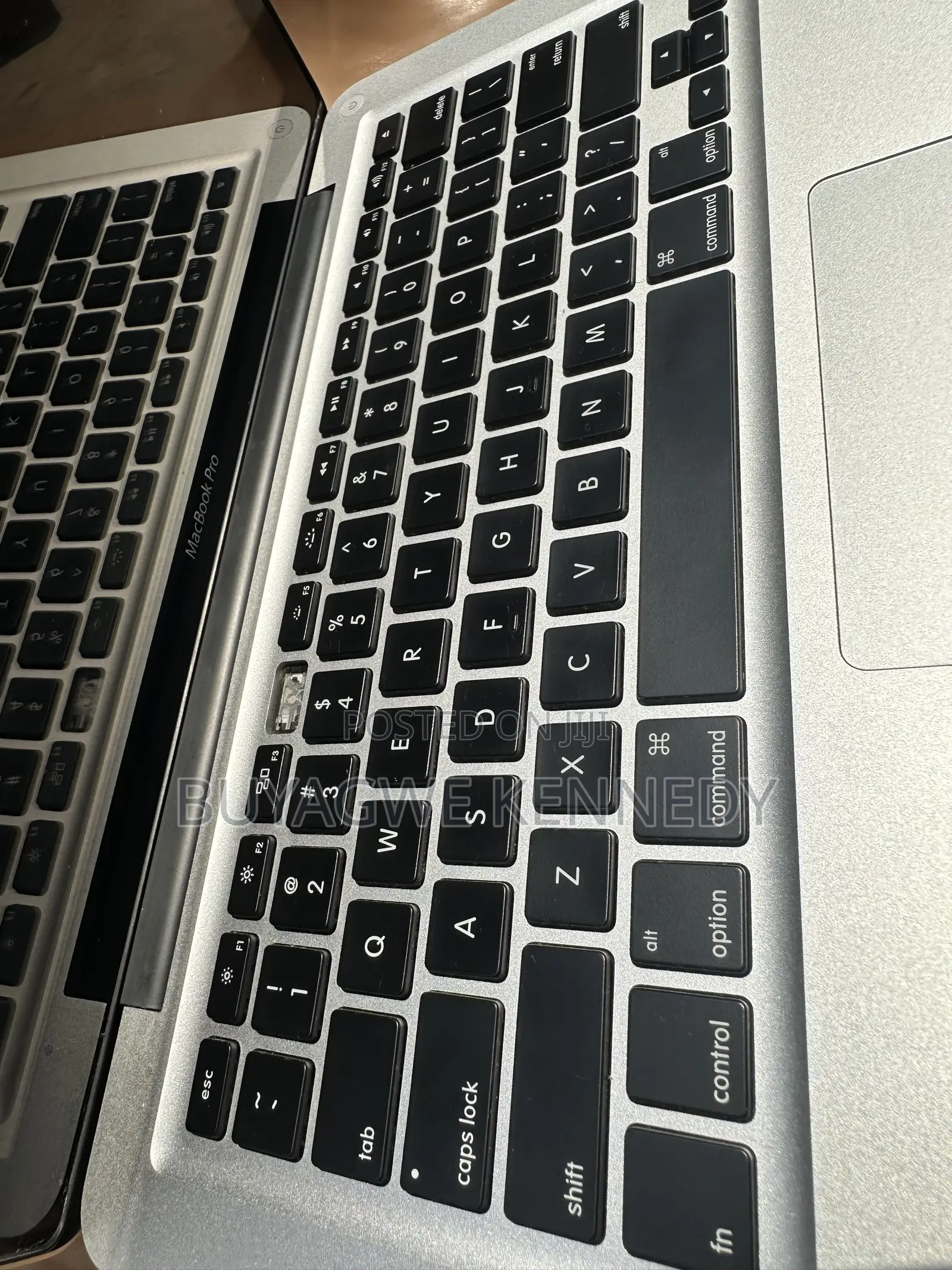Laptop Apple MacBook Pro 4GB Intel Core i5 HDD 500GB