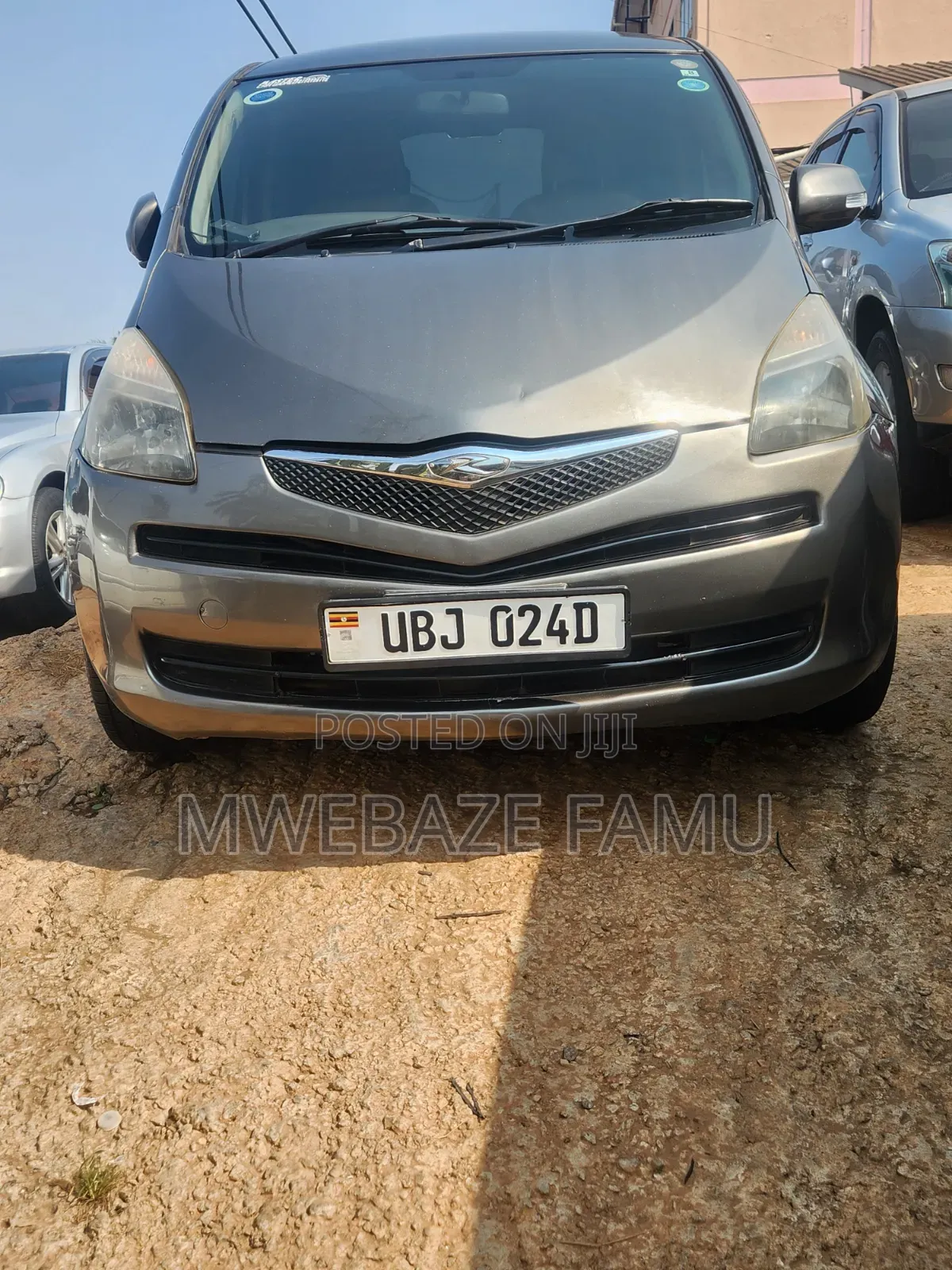 Toyota Ractis 2007 Gray