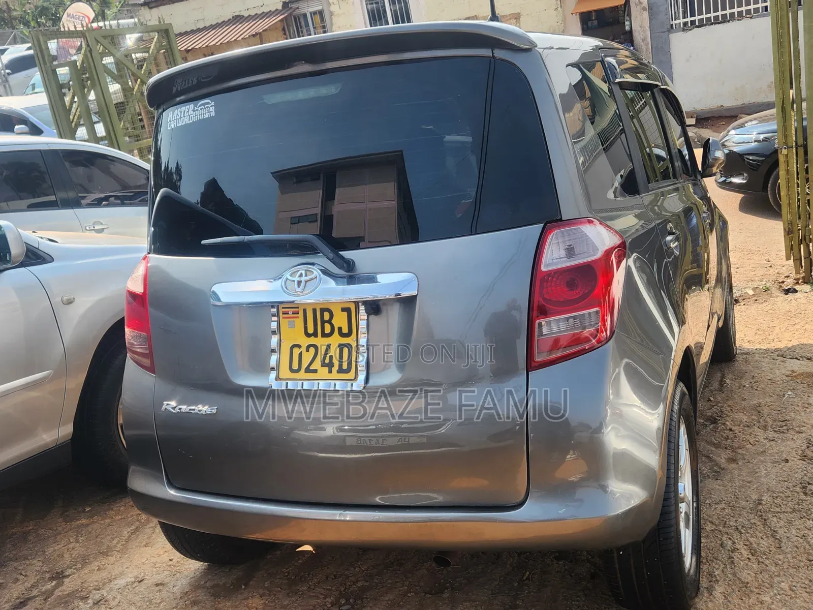 Toyota Ractis 2007 Gray