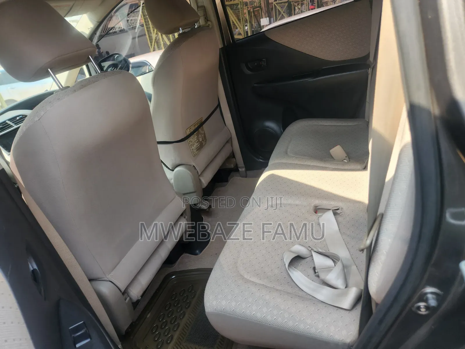 Toyota Ractis 2007 Gray
