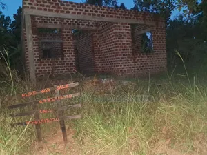 3bdrm Bungalow in Bukerere, Goma for sale