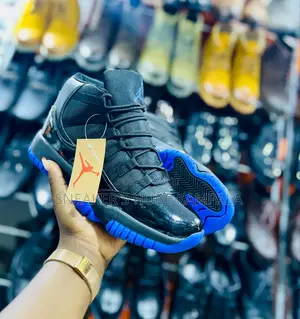 Sneaker's Hube Kampala