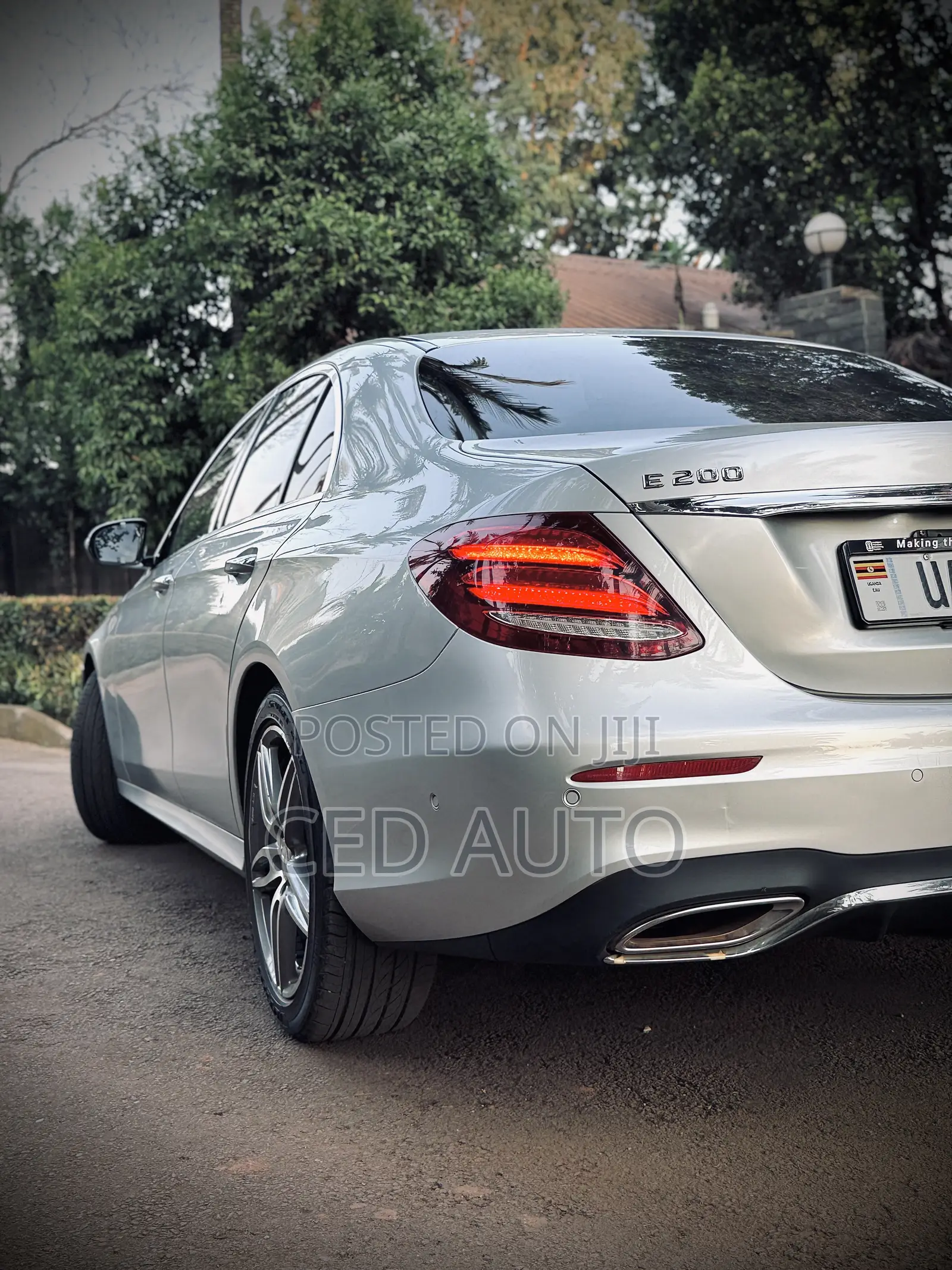Mercedes-Benz E200 2017 Silver