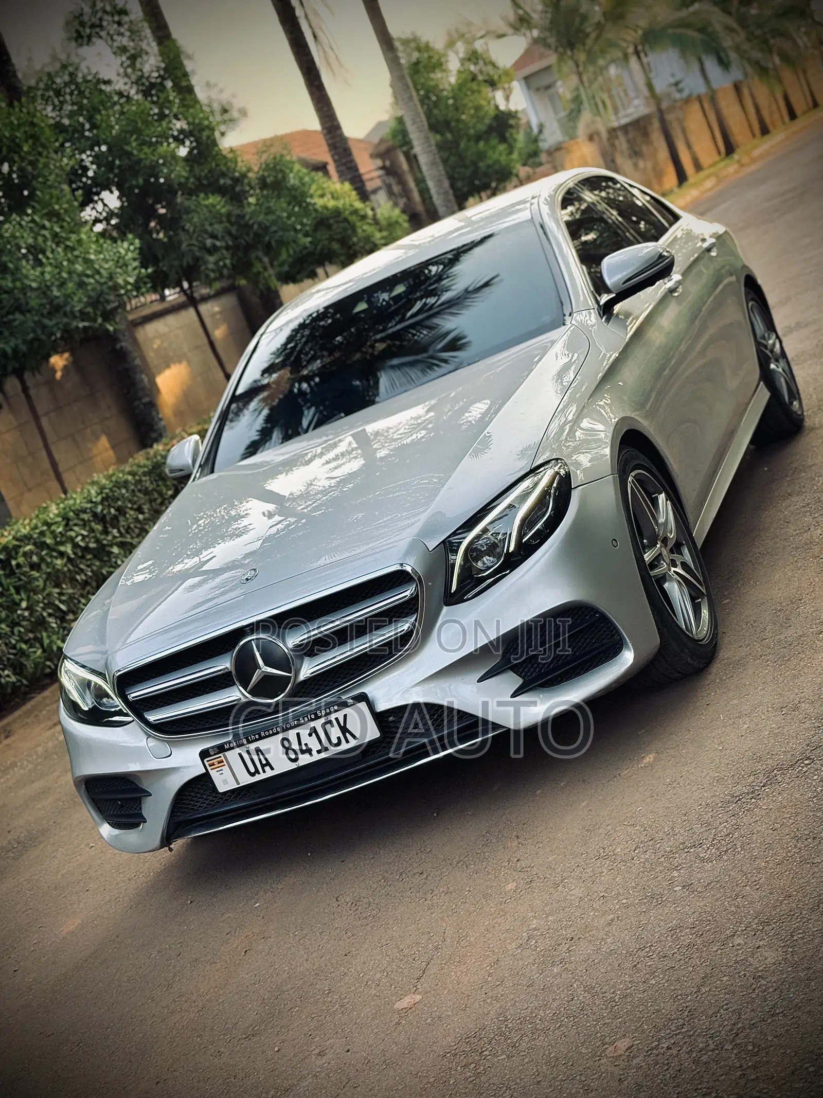 Mercedes-Benz E200 2017 Silver