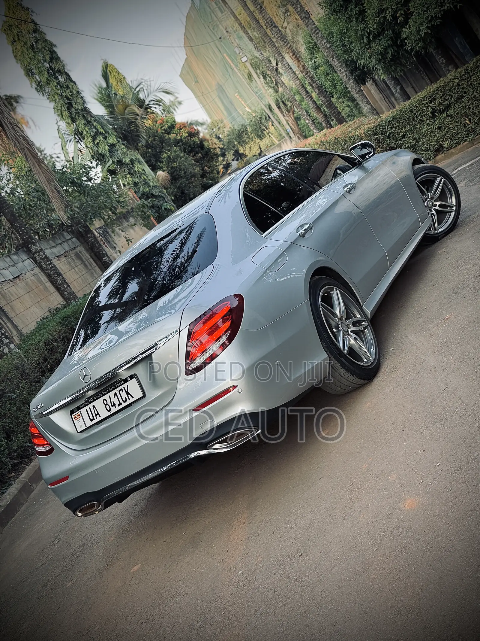 Mercedes-Benz E200 2017 Silver