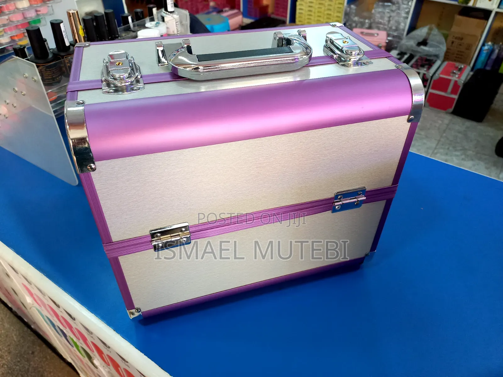 Makeup Kit or Box