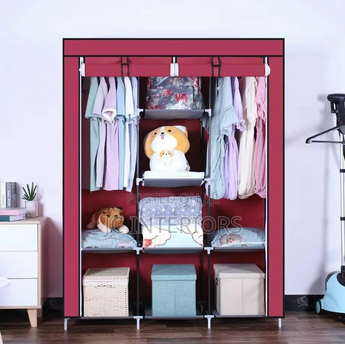 3 Column Metalic Frame Closet With Outer Fabric