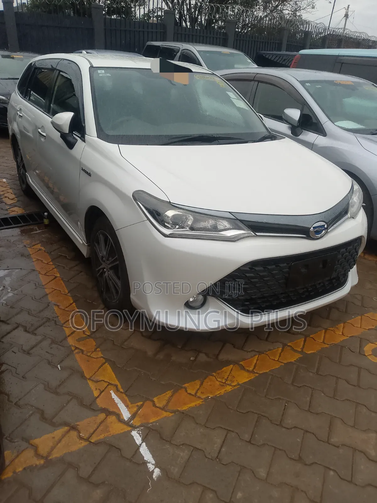 Toyota Corolla Fielder 2017 White