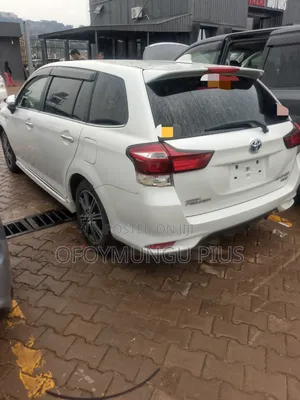 Toyota Corolla Fielder 2017 White