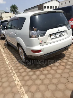 Mitsubishi Outlander 2013 White