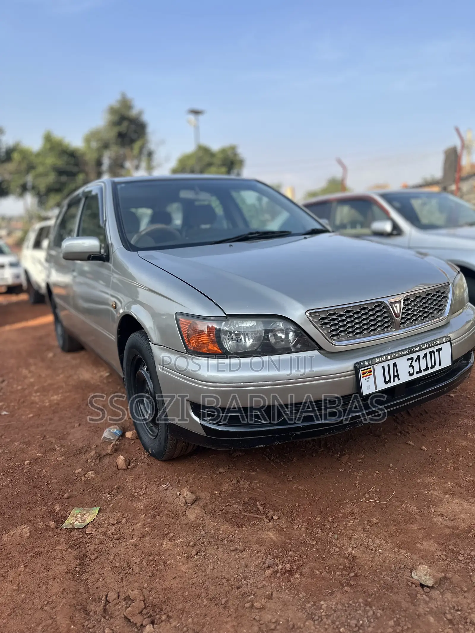 Toyota Vista 2002 Gold