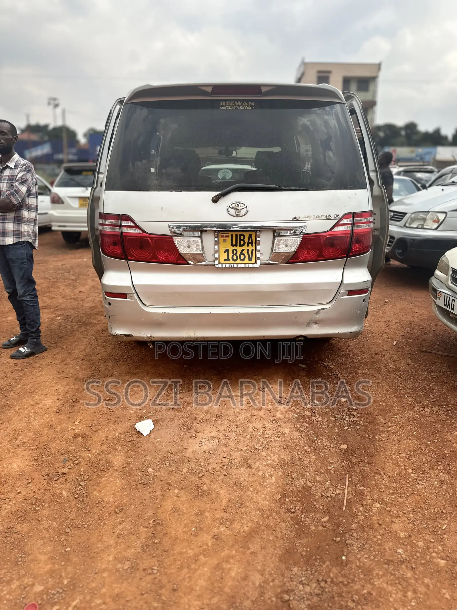 Toyota Alphard 2006