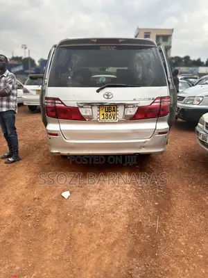 Toyota Alphard 2006
