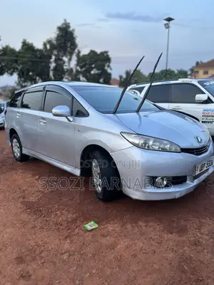 Toyota Wish 2009 Silver