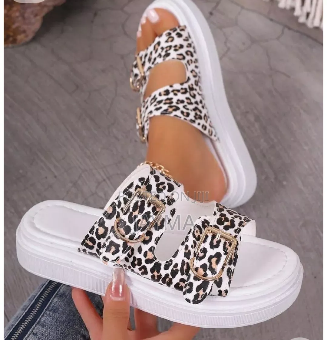 Leisure Shoes