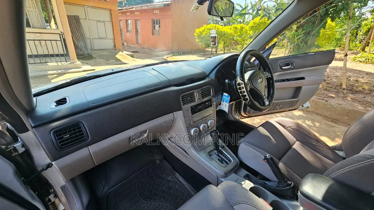 Subaru Forester 2007 Silver