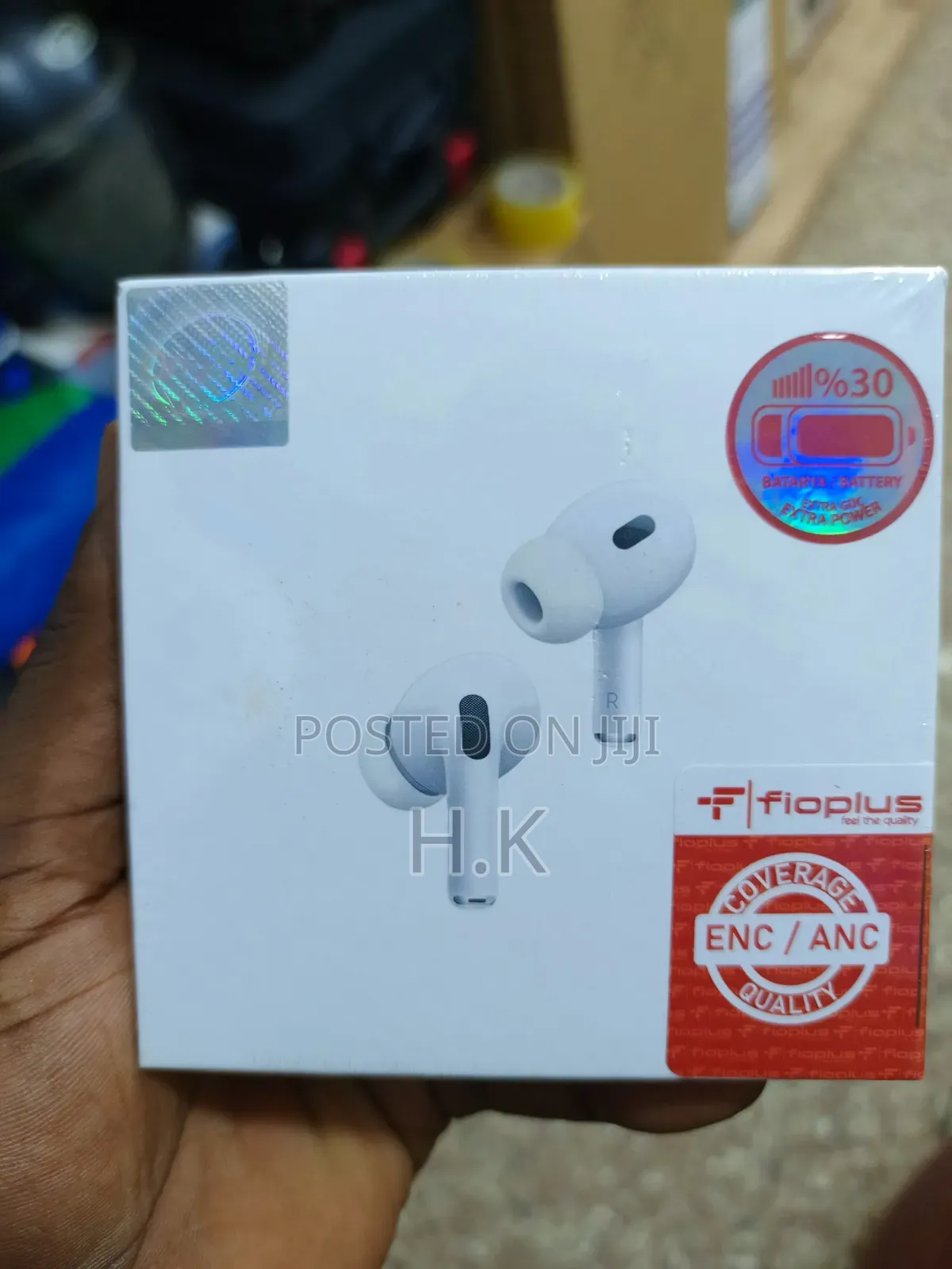 Apple AirPods Pro.