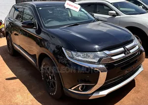 Mitsubishi Outlander 2017 Black