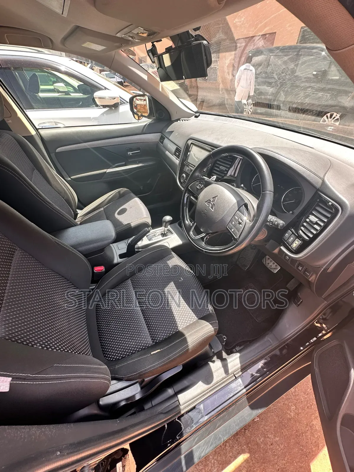 Mitsubishi Outlander 2017 Black