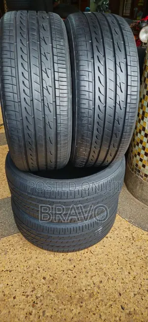 225/40r18 Bridgestone Foreign Used Tires.