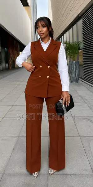 Ladies Classic Three Piece