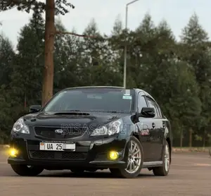 Subaru Legacy 2.5i Premium Sedan 2012 Black
