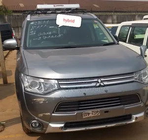Mitsubishi Outlander 2014 Gray