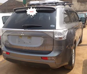 Mitsubishi Outlander 2014 Gray