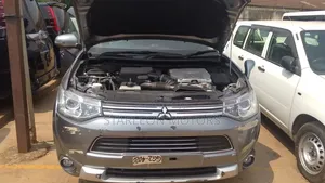 Mitsubishi Outlander 2014 Gray