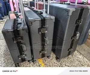 Aluminum Plastic Suitcases. Full Set. 3 in 1 Set