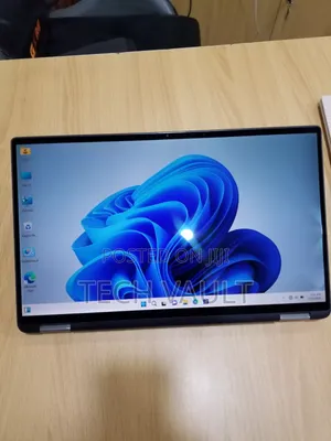 New Laptop Dell Latitude 7400 2-in-1 16GB Intel Core i7 SSD 256GB