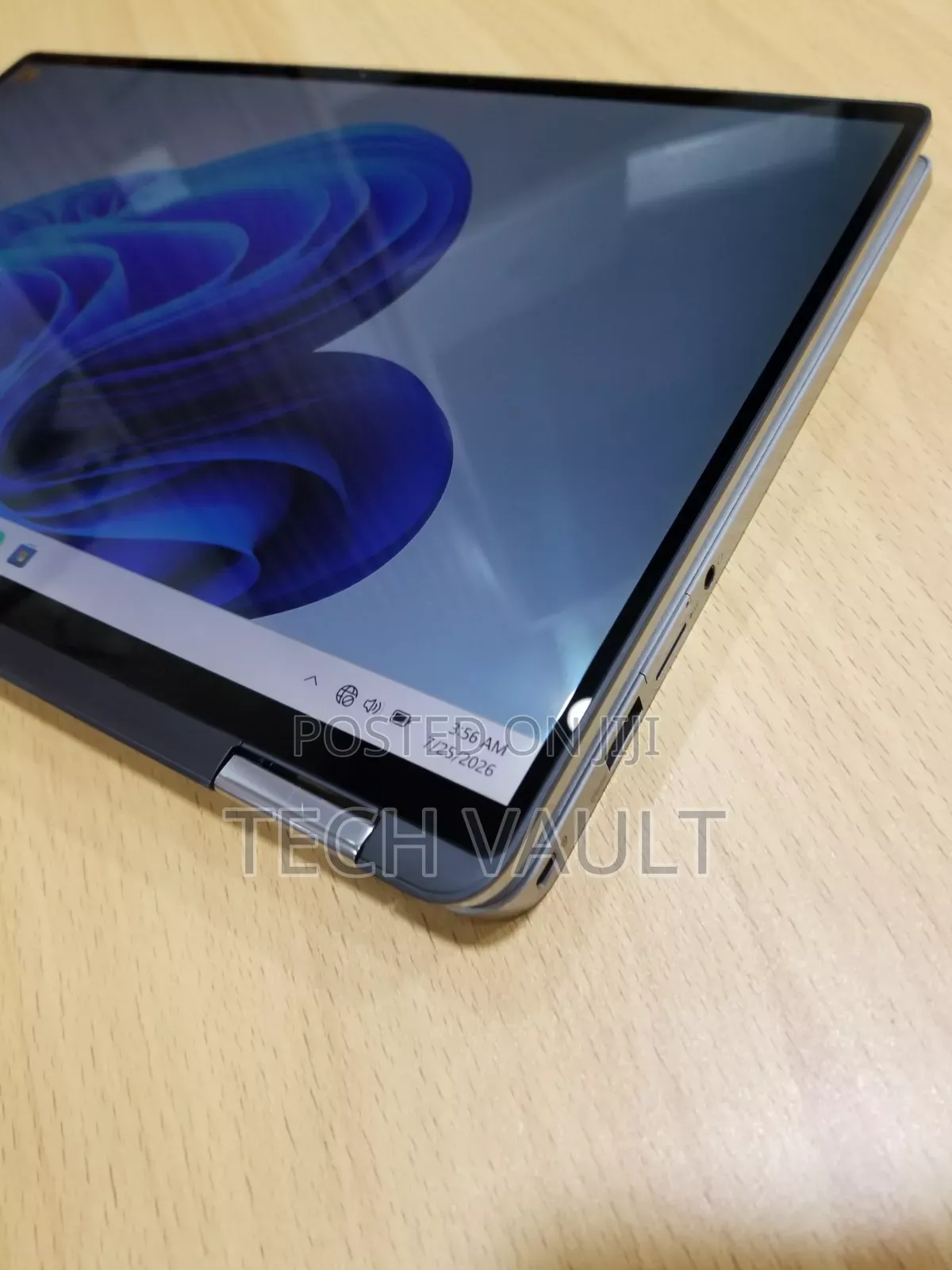 New Laptop Dell Latitude 7400 2-in-1 16GB Intel Core i7 SSD 256GB