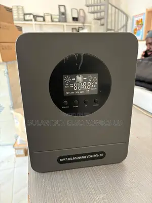 High Efficiency MPPT 60A Charge Controller 1700W Max 4 Solar Input