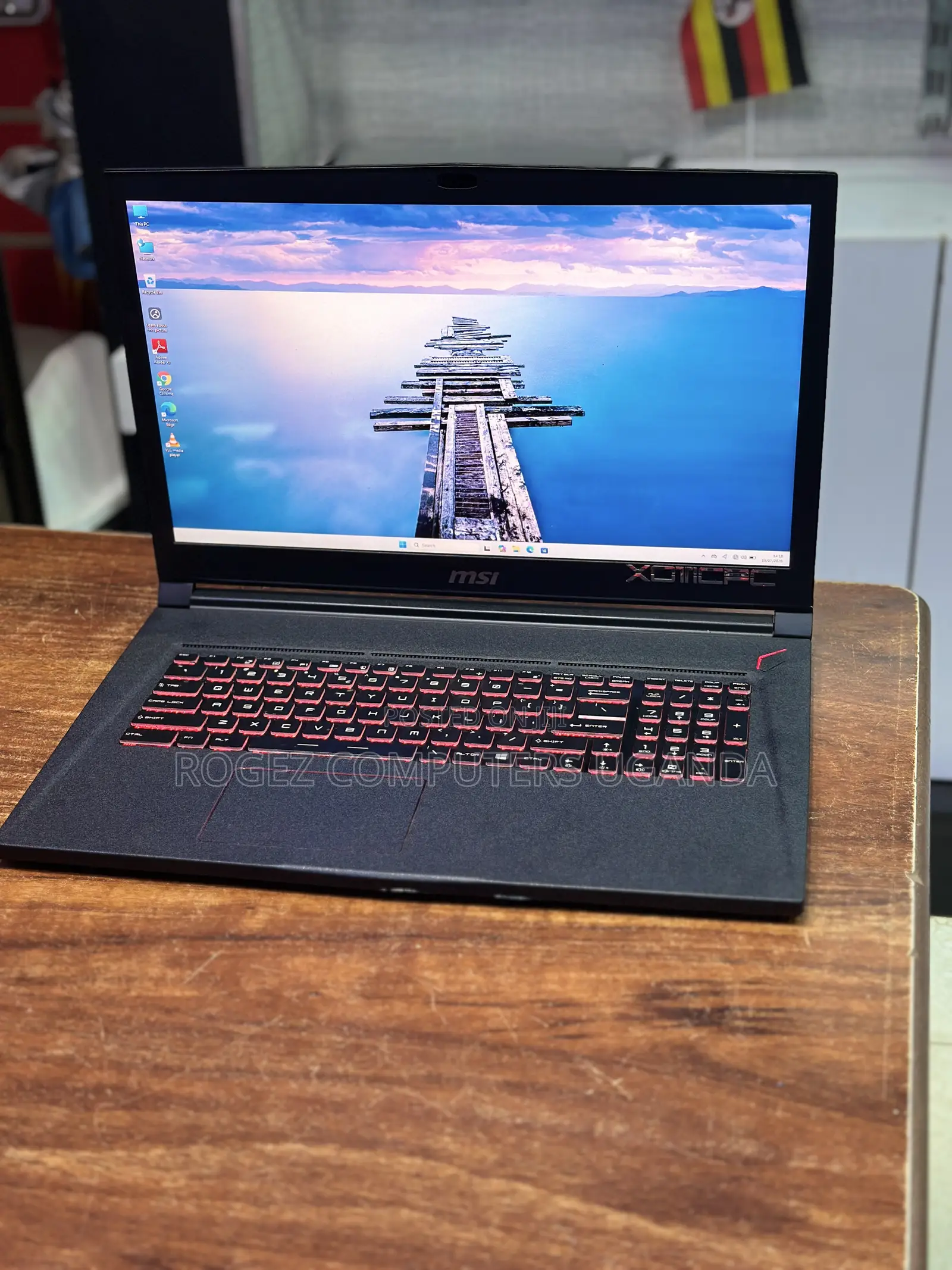 New Laptop MSI GS73VR 7RF Stealth Pro 16GB Intel Core i7 SSD 512GB